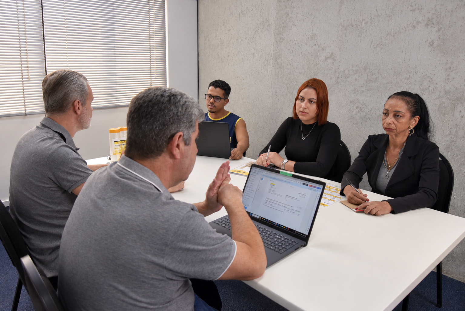 Atendimento comercial Alec Paper